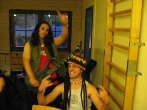 Bandfoto Besudelt mit Stuhl